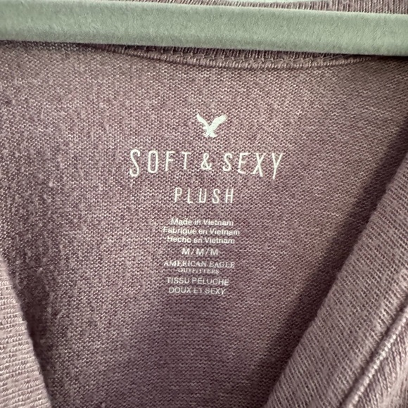 American Eagle Plush Cold Shoulder Long Sleeve - Picture 3 of 4